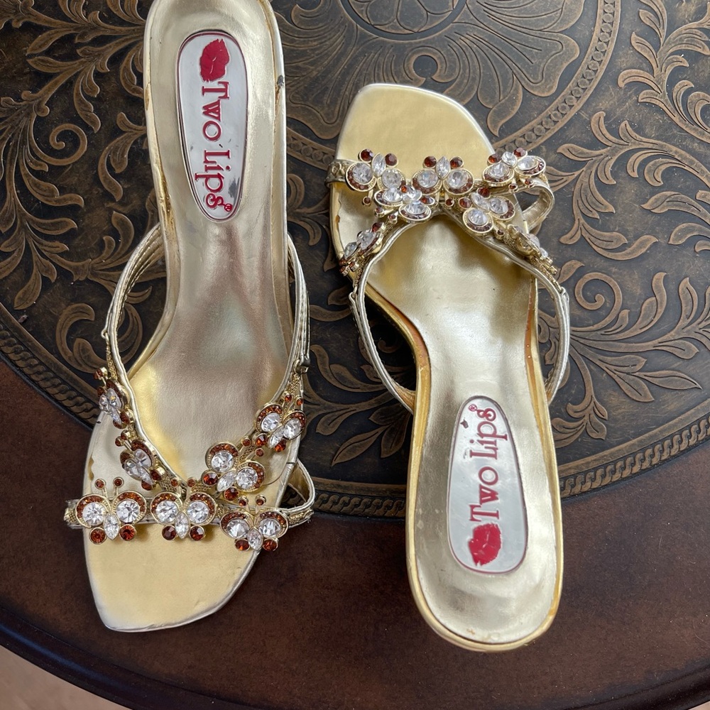 Beautiful Sandals - Picture 6 of 6